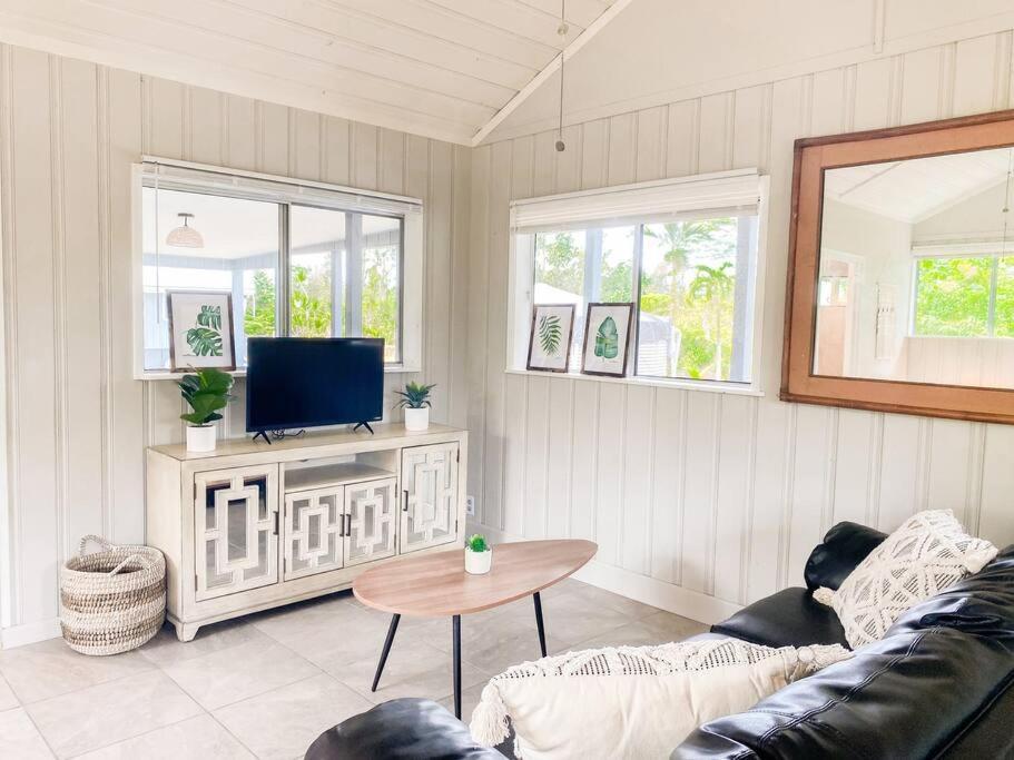 Monstera Bungalow, Spacious, King Bed, Big Kitchen Keaau Exterior foto